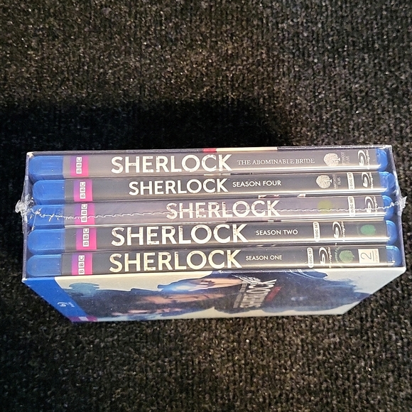 *NEW* SHERLOCK - The Complete Series 1 2 3 4 Blu-ray Box Set + Abominable Bride - Picture 6 of 7
